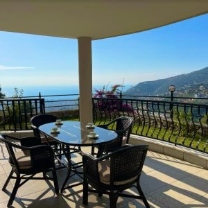 Дом в Алании с прекрасными видами на средиземное море