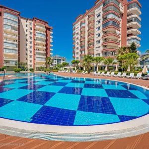 Просторная квартира 3+1 в районе Тосмур — идеально для получения ВНЖ!