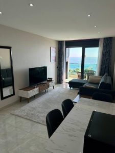 Квартира 1+1 в комплексе Konak Seaside Tower — первая береговая линия, вид на море - Фото 13