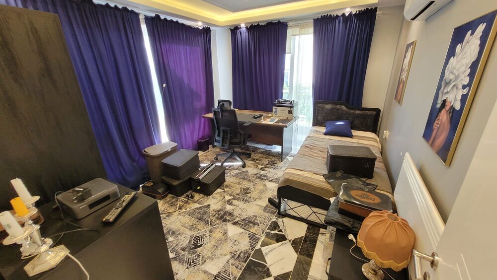 Роскошная вилла 3+1 с бассейном и садом в живописном районе Бекташ, Алания - Фото 12