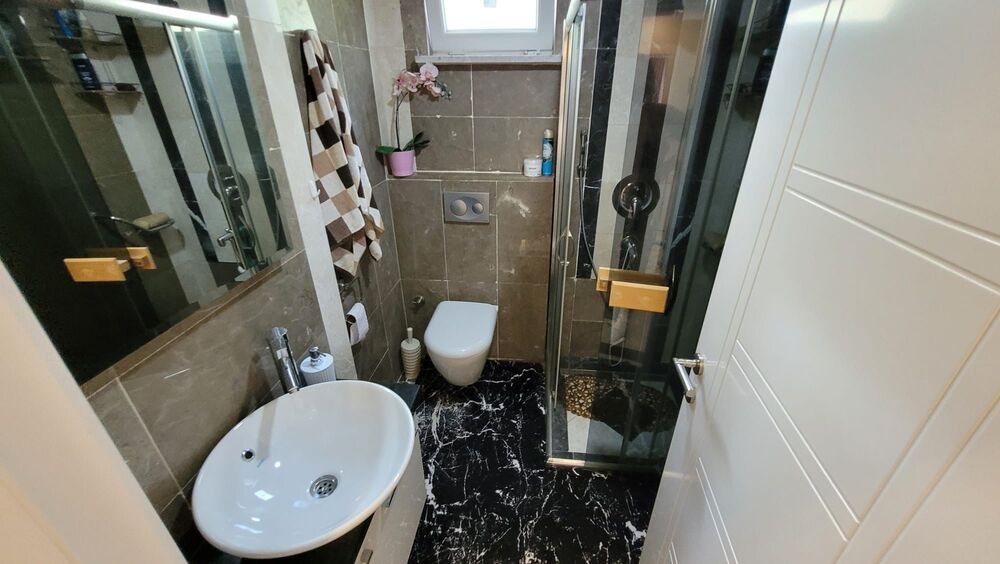 Роскошная вилла 3+1 с бассейном и садом в живописном районе Бекташ, Алания - Фото 15