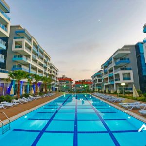 Просторная квартира 4+1 в элитном комплексе Aura Blue в Кестеле, Алания