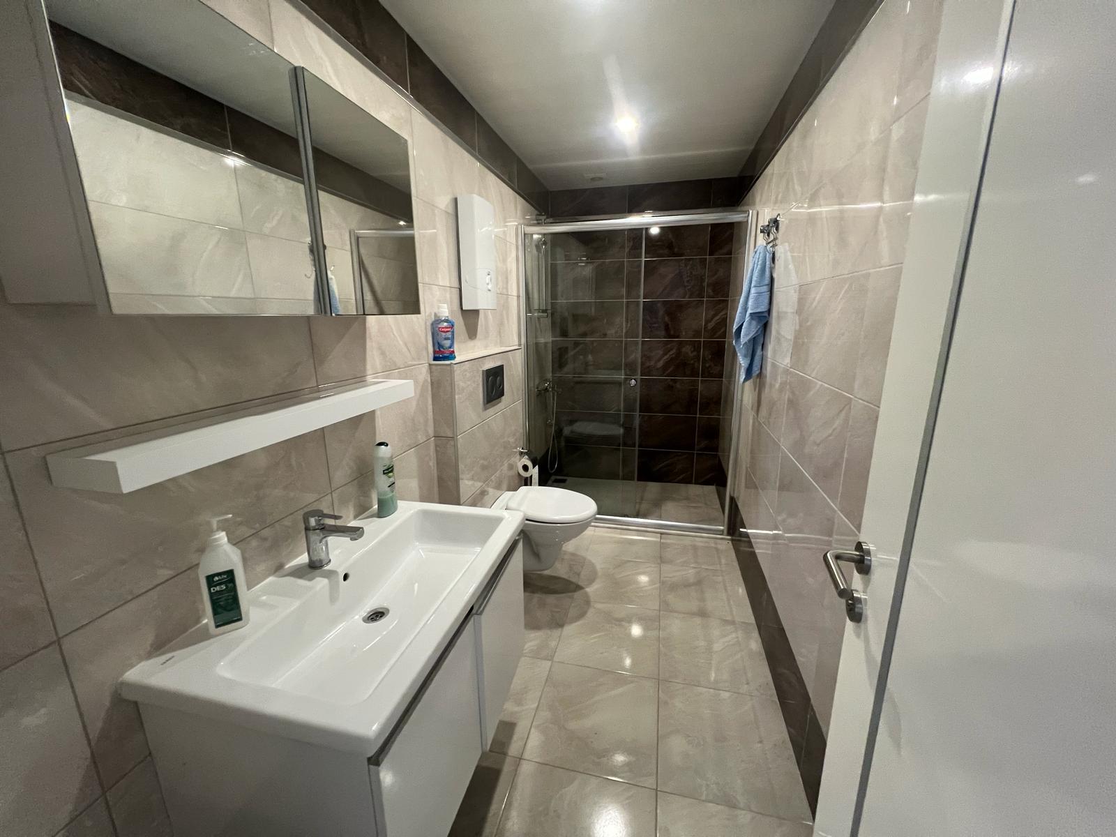 Просторная квартира 4+1 в элитном комплексе Aura Blue в Кестеле, Алания - Фото 16 Просторная квартира 4+1 в элитном комплексе Aura Blue в Кестеле, Алания - Фото 16