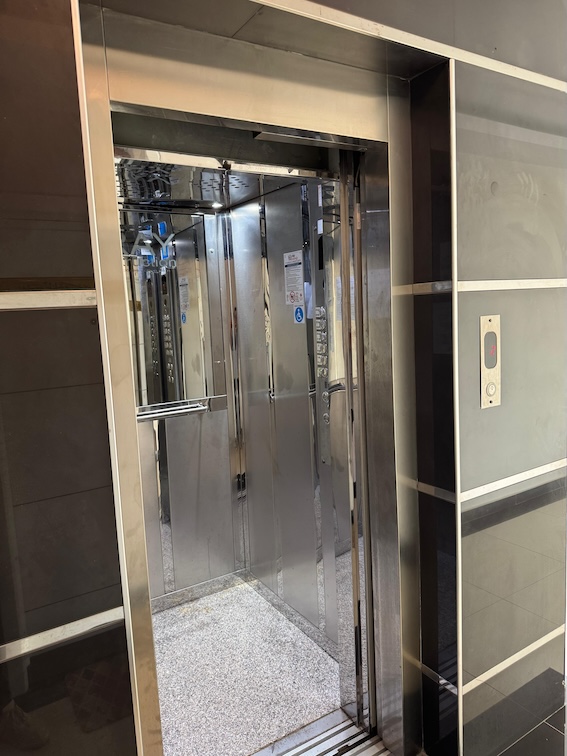 Квартира 1+1 в комплексе Ceray VIP в Махмутларе, 600 м до моря - Фото 1