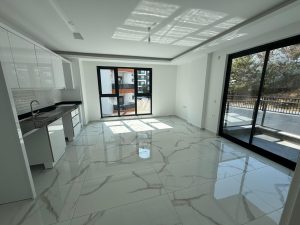 Квартира в Алании 1+1 в комплексе Hakyuz Life 3 в районе Махмутлар - Фото 11
