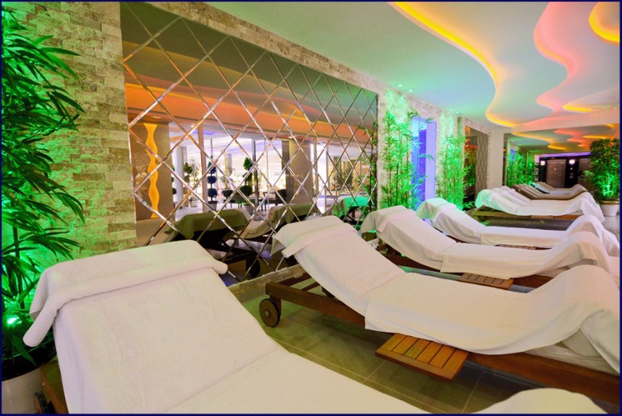 Квартира в Алании 1+1 в комплексе Yekta Towers в районе Махмутлар - Фото 17