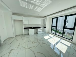 Квартира в Алании 1+1 в комплексе Hakyuz Life 3 в районе Махмутлар - Фото 10