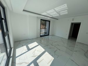 Квартира в Алании 1+1 в комплексе Hakyuz Life 3 в районе Махмутлар - Фото 16
