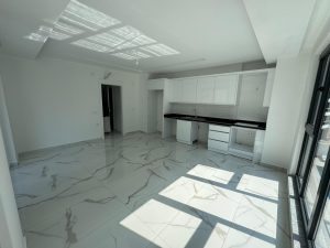 Квартира в Алании 1+1 в комплексе Hakyuz Life 3 в районе Махмутлар - Фото 13