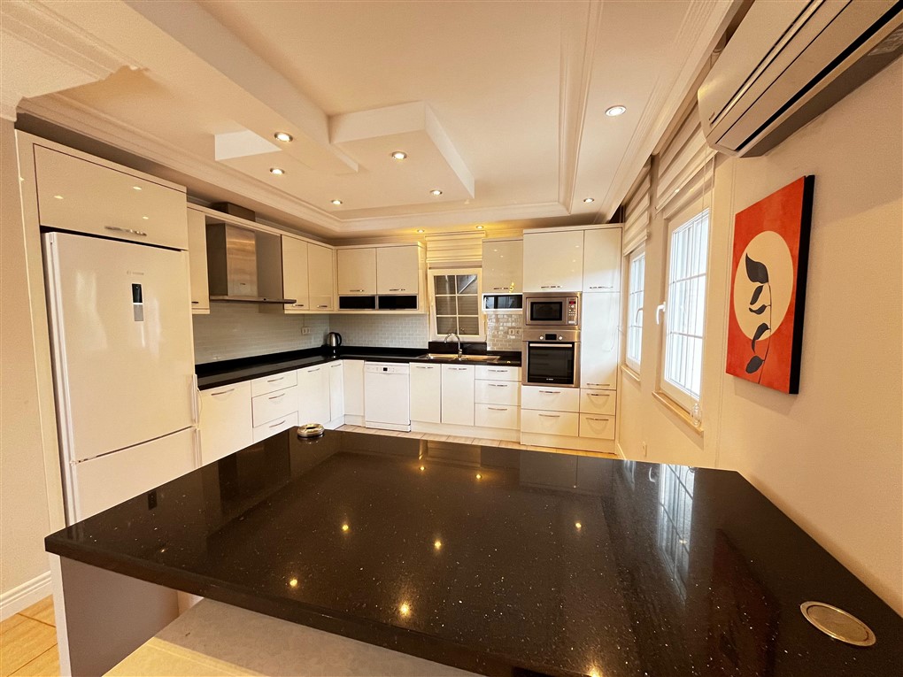 Вилла в Турции 4+1 в комплексе Ottoman Village в районе Инжекум - Фото 17