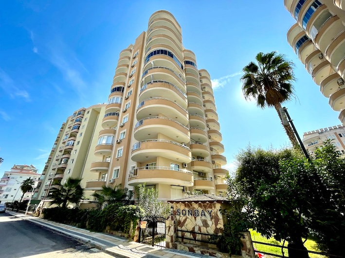 Квартира в Алании 3+1 в комплексе Sonbay в районе Махмутлар - Фото 1