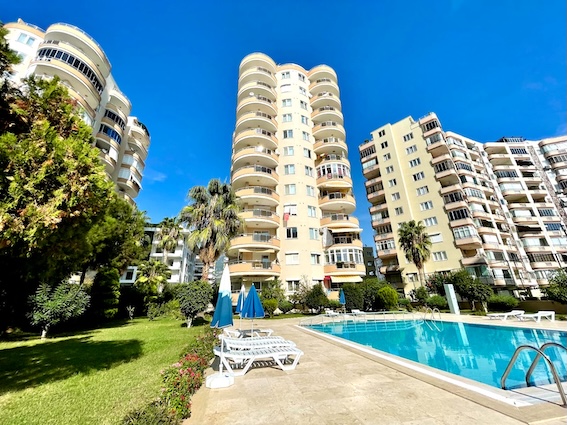 Квартира в Алании 3+1 в комплексе Sonbay в районе Махмутлар - Фото 4