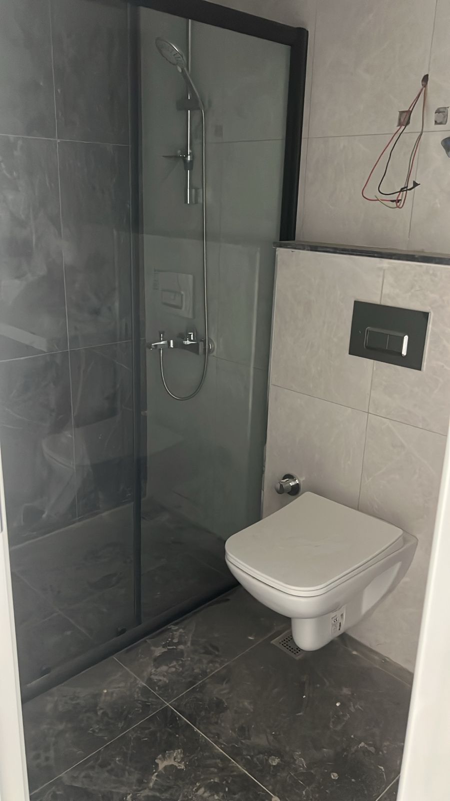 Квартира в Алании 1+1 в комплексе Yazar 9 в районе Махмутлар - Фото 12