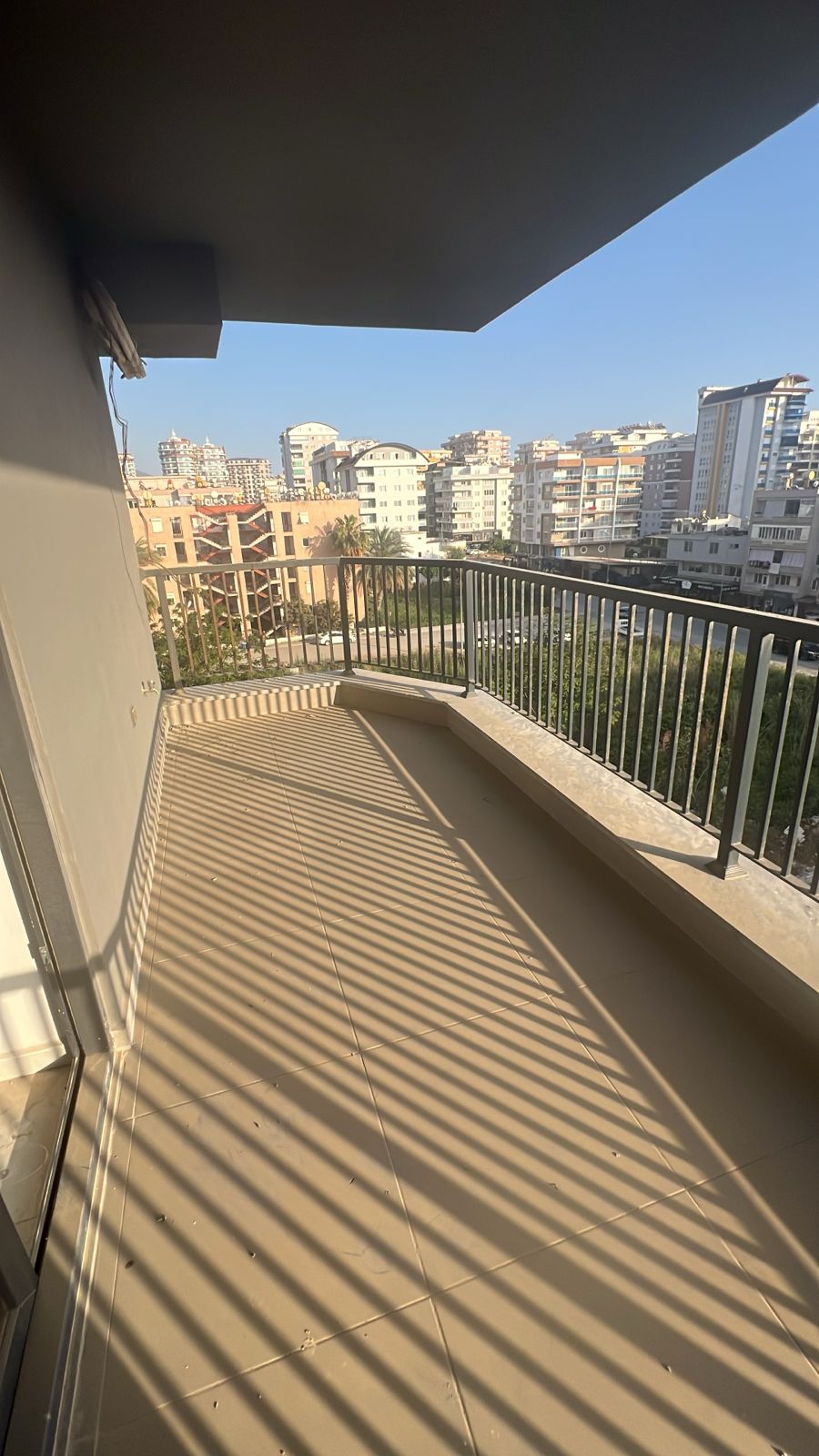 Квартира в Алании 1+1 в комплексе Yazar 9 в районе Махмутлар - Фото 22