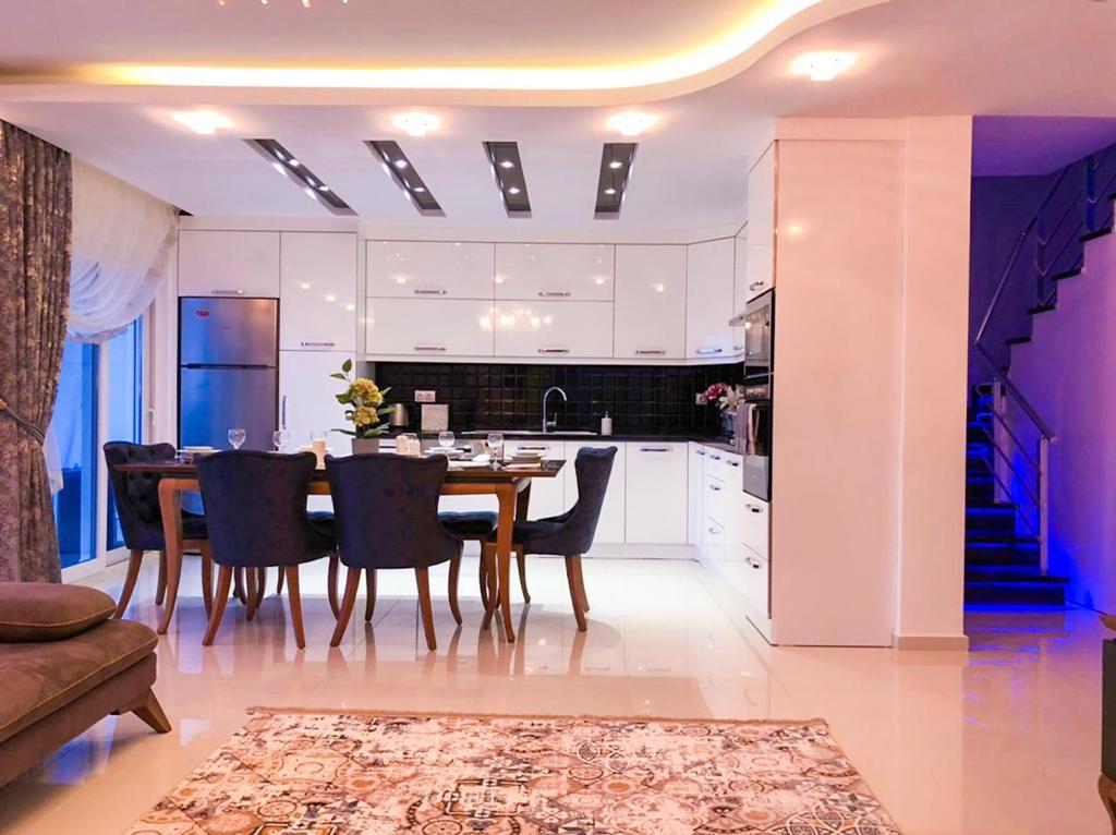 Вилла в Турции 4+1 в районе Каргыджак в Алании - Фото 18