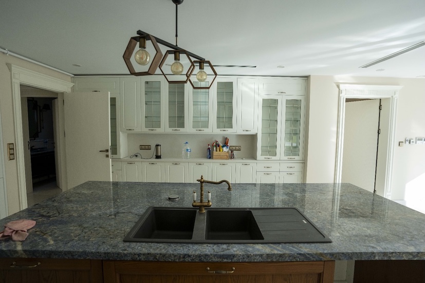 Дом в Турции 7+1 в Стамбуле в районе Беюкчекмедже - Фото 19