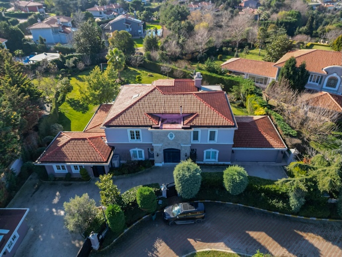 Дом в Турции 7+1 в Стамбуле в районе Беюкчекмедже - Фото 2