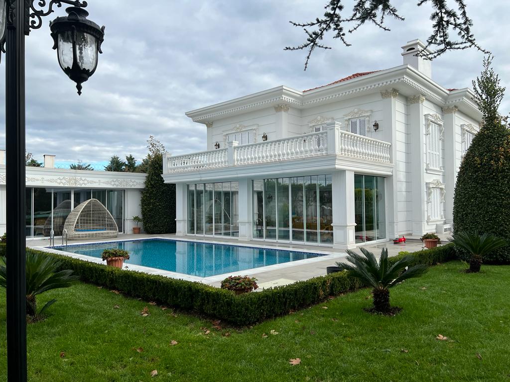 Вилла в Турции 8+2 в в комплексе Tulip Villas в районе Беюкчекмедже в Стамбуле - Фото 1