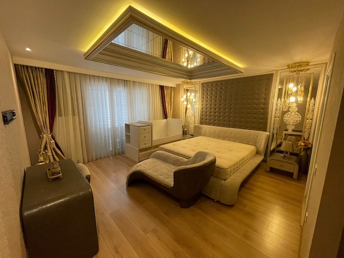 Вилла в Турции 8+2 в в комплексе Tulip Villas в районе Беюкчекмедже в Стамбуле - Фото 26