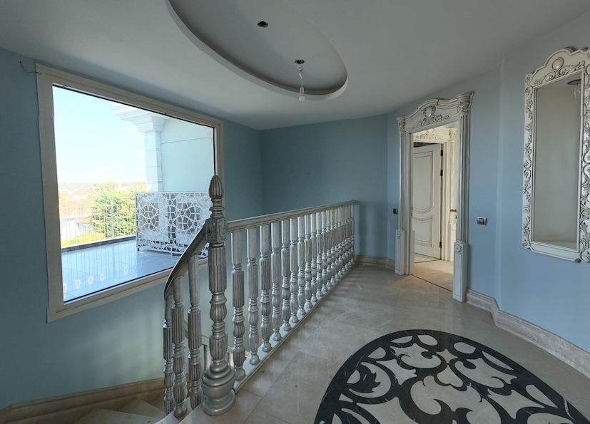 Вилла в Турции 7+2 в комплексе Tulip Villas в районе Беюкчекмедже в Стамбуле - Фото 17