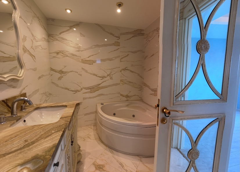 Вилла в Турции 7+2 в комплексе Tulip Villas в районе Беюкчекмедже в Стамбуле - Фото 23