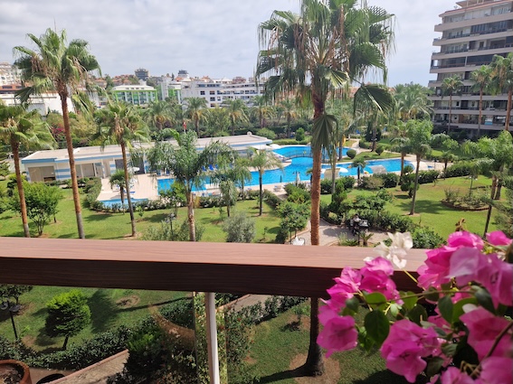 Квартира в Турции 2+1 в комплексе River Side Resort в районе Тосмур в Алании - Фото 11