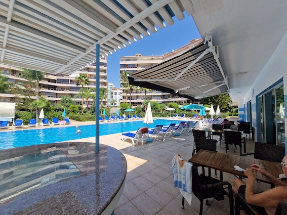 Квартира в Турции 2+1 в комплексе River Side Resort в районе Тосмур в Алании - Фото 5