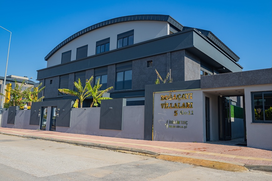 Дом в Турции 6+1 в комплексе Boğaçayı Villaları в Коньяалты в Анталии - Фото 1