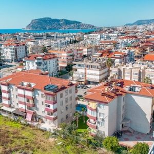 Квартира в Алании 2+1 в комплексе Ersoy Residence в районе Оба