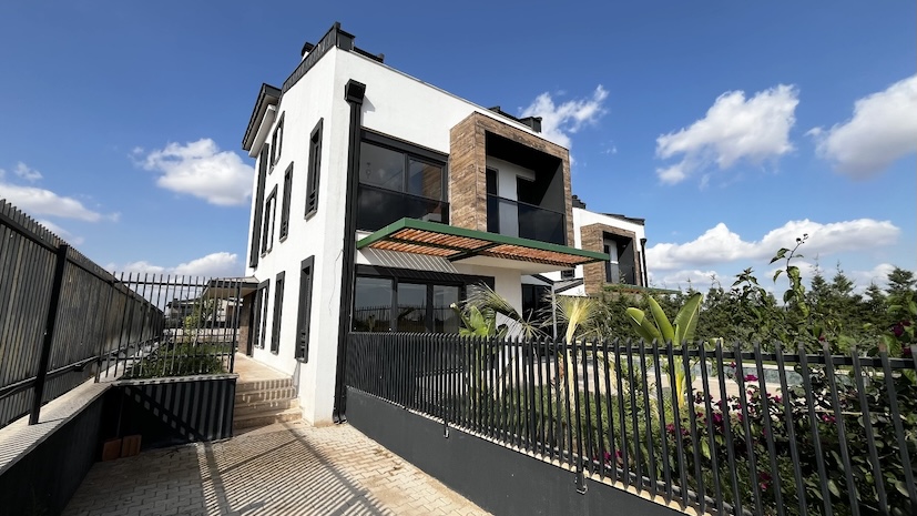 Дом в Турции 6+1 в районе Дешемеалты в Анталии - Фото 1