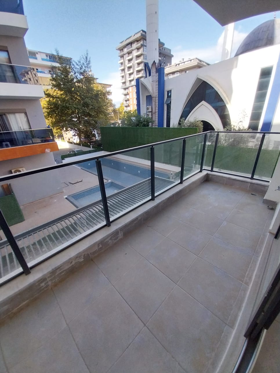 Квартира в Алании 1+1 в комплексе Soho Sungate в районе Махмутлар - Фото 8