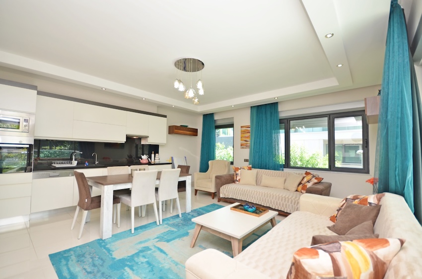 Квартира в Турции 2+1 в комплексе Konak Seaside Home в районе Каргыджак - Фото 23