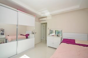 Квартира в Турции 2+1 в комплексе Konak Seaside Home в районе Каргыджак - Фото 19
