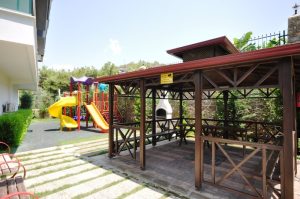 Квартира в Турции 2+1 в комплексе Konak Seaside Home в районе Каргыджак - Фото 6