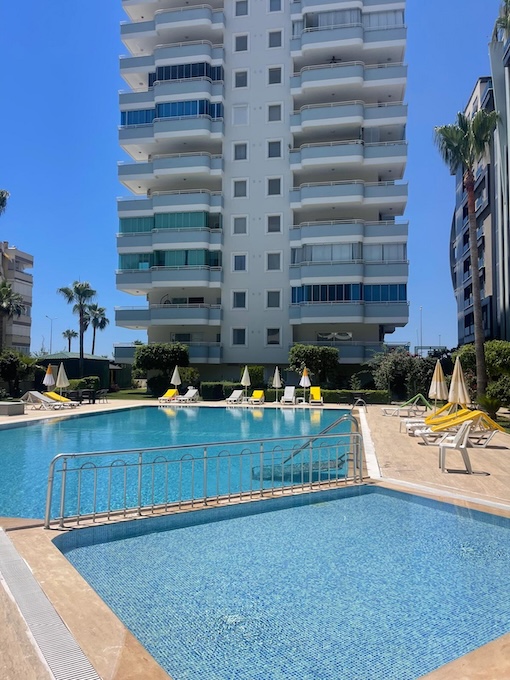 Квартира в Алании 2+1 в комплексе Kurt Safir 5 в районе Махмутлар - Фото 2 Квартира в Алании 2+1 в комплексе Kurt Safir 5 в районе Махмутлар - Фото 2