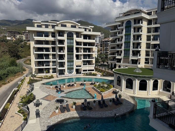 Недвижимость в Турции под гражданство 4+1 в комплексе Boutique Vadi в Оба в Алании - Фото 2