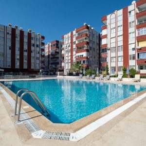 Недорогая квартира в Махмутлар 2+1 в комплексе Reyhan в Алании