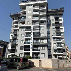 Недорогая квартира в Алании 1+0 в комплексе Seda Tower в центре города