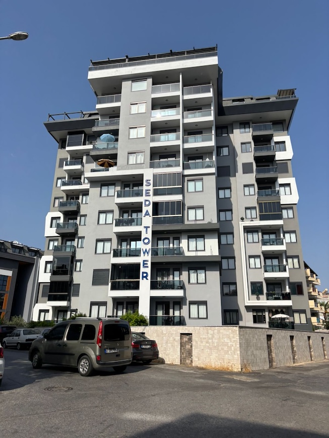 Недорогая квартира в Алании 1+0 в комплексе Seda Tower в центре города - Фото 1