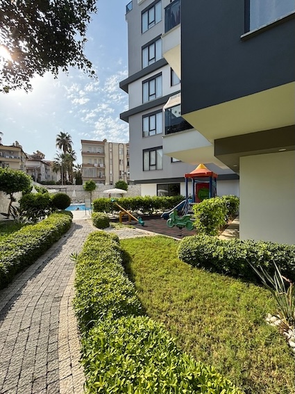 Недорогая квартира в Алании 1+0 в комплексе Seda Tower в центре города - Фото 3