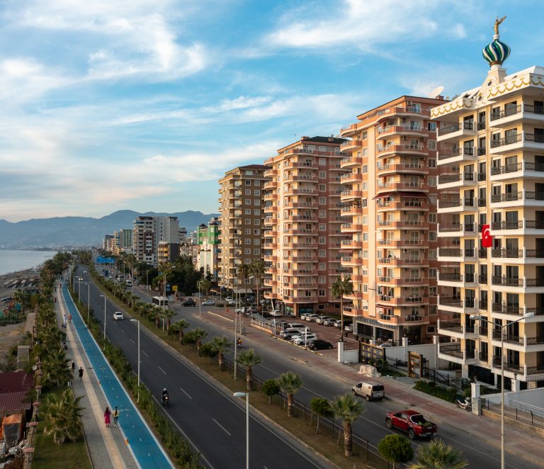 Элитная квартира в Махмутлар 2+1 на первой линии в комплексе Yenisey Palace в Алании - Фото 4