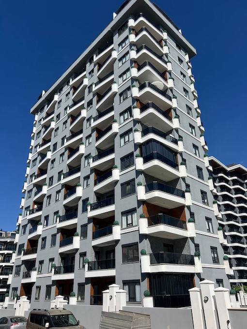 Недорогая квартира в Махмутлар 1+1 в комплексе Ruby Twins в Алании - Фото 1