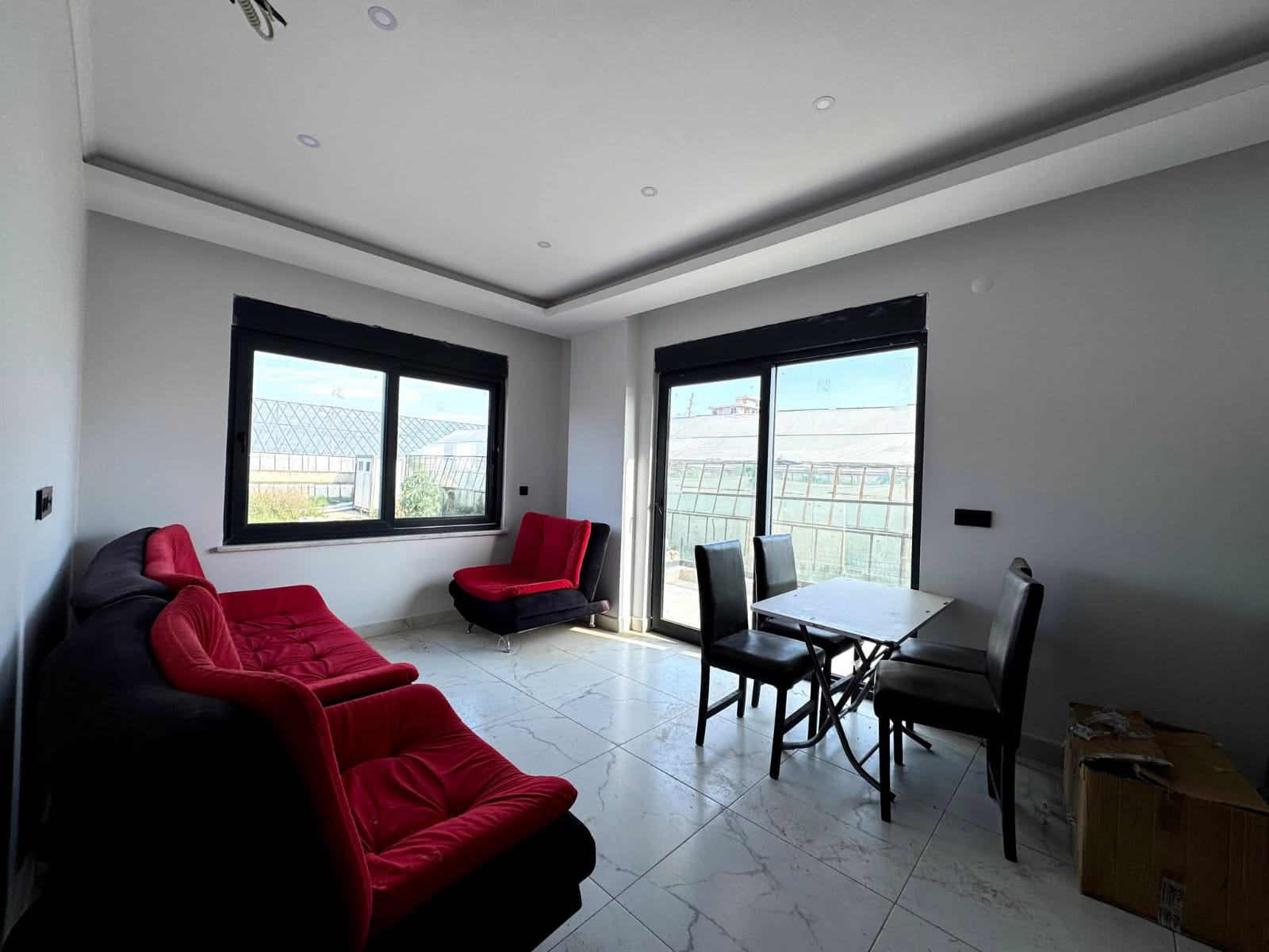 Недорогая квартира в Паяллар 1+1 в комплексе Sea Pearl Selenga в Алании - Фото 10