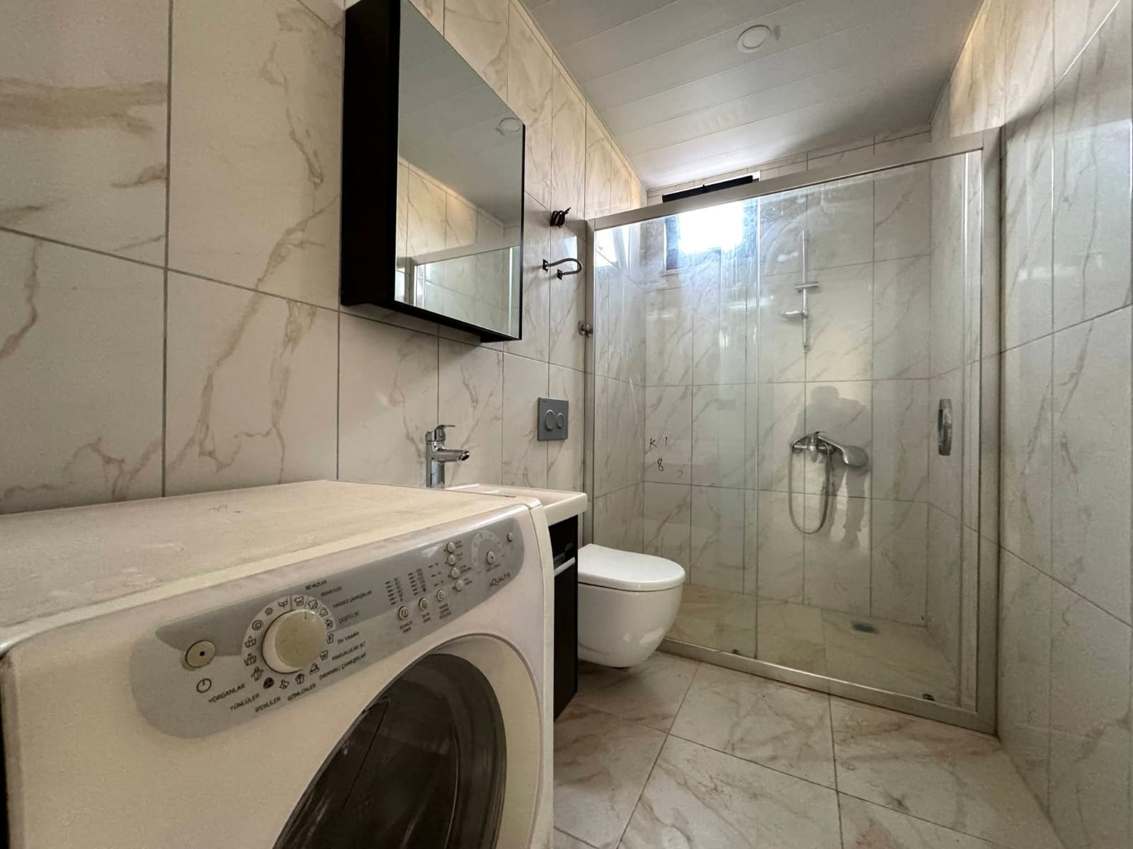 Недорогая квартира в Паяллар 1+1 в комплексе Sea Pearl Selenga в Алании - Фото 11