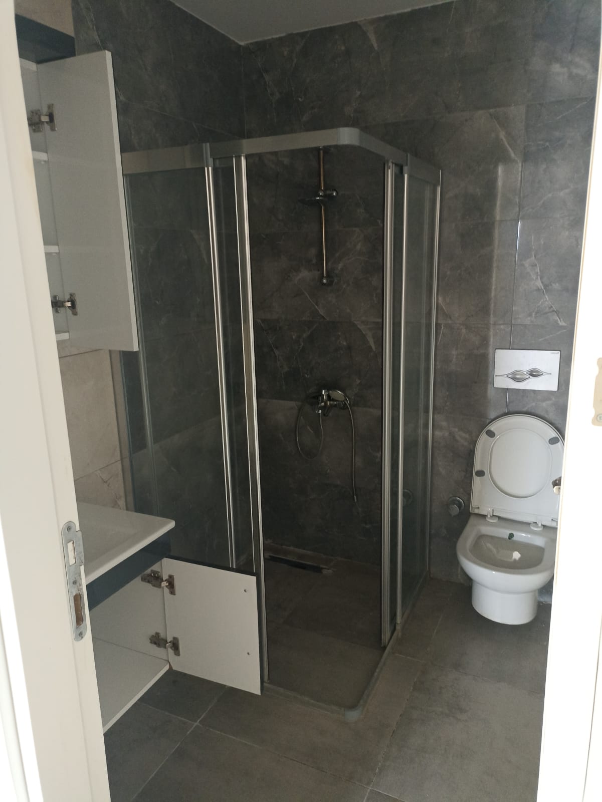 Квартира в Алании 2+1 по супер цене в комплексе FOA Hills в районе Махмутлар - Фото 15