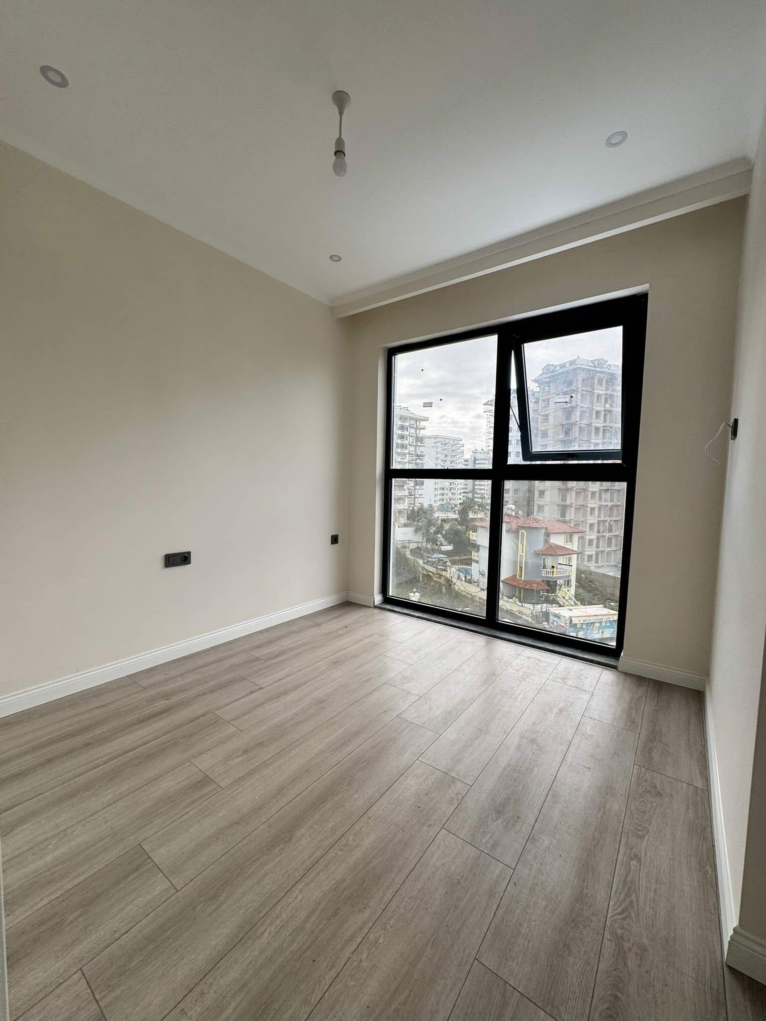 Квартира в Алании 2+1 по отличной цене в комплексе Travok Tower в районе Махмутлар - Фото 12