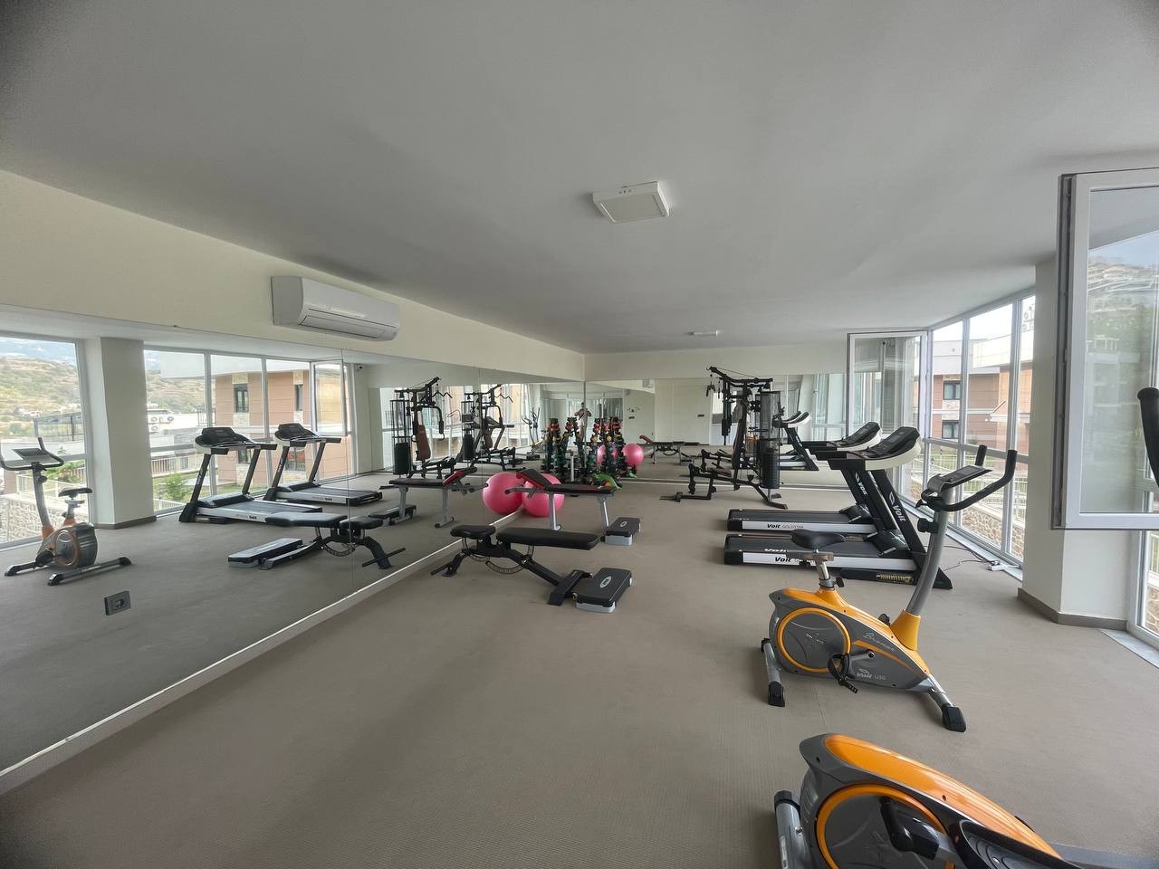 Квартира в Алании 3+1 триплекс в комплексе Avocado Village в районе Каргыджак - Фото 9