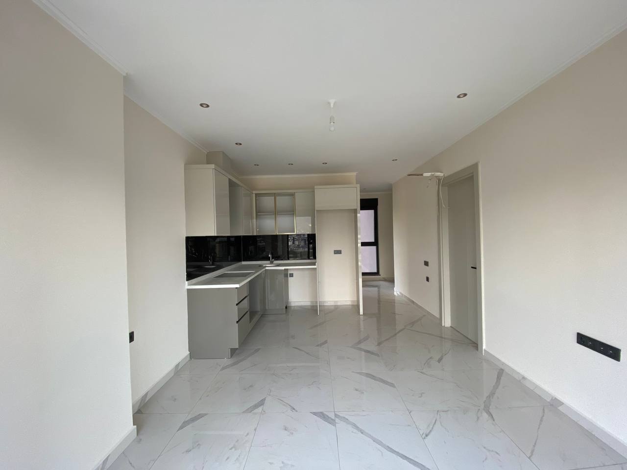 Квартира в Турции 2+1 в комплексе Kavi Skyland в районе Демирташ в Алании - Фото 10