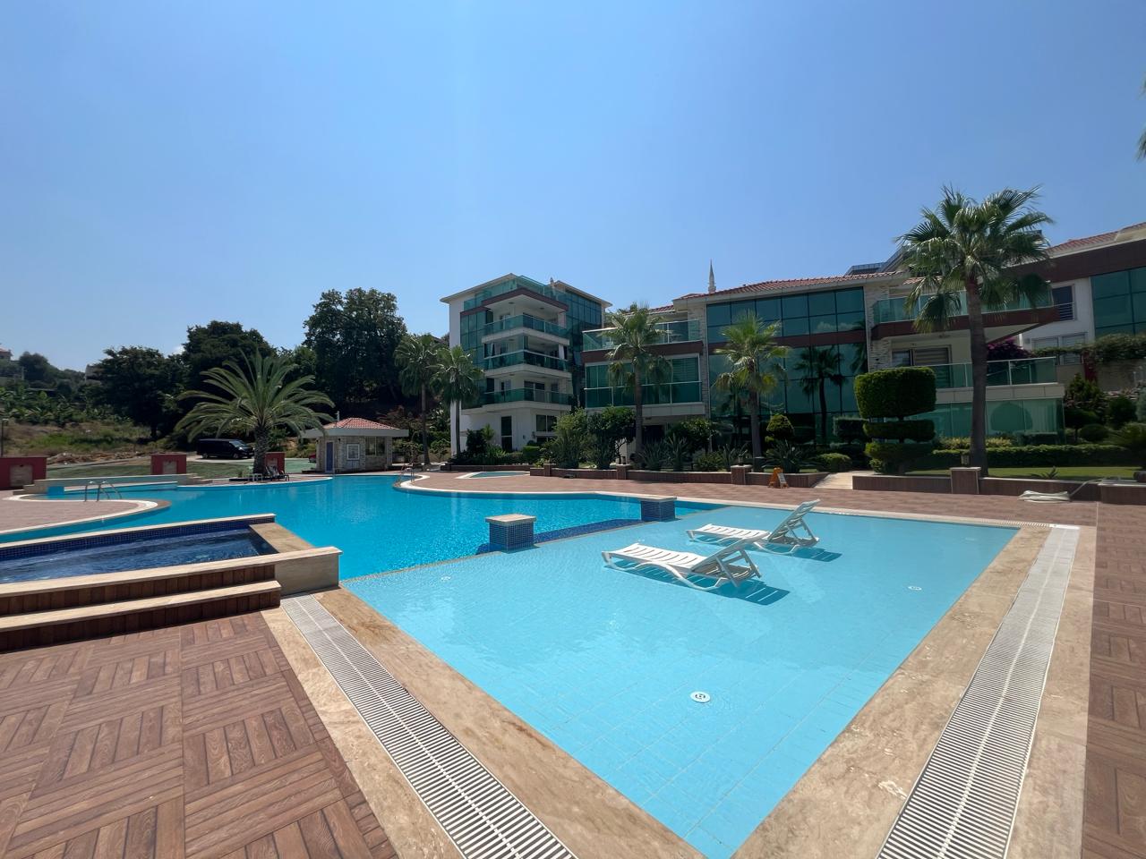 Квартира в Алании 4+1 дуплекс в комплексе Yuksek 3 в районе Каргыджак - Фото 3