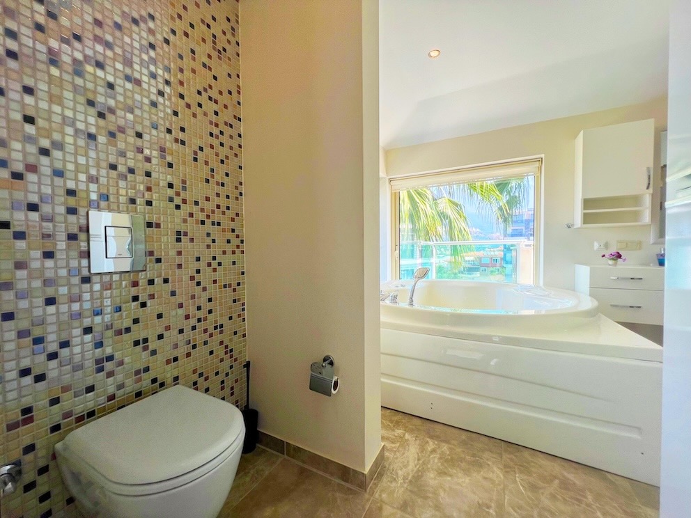 Квартира в Алании 4+1 дуплекс в комплексе Yuksek 3 в районе Каргыджак - Фото 14